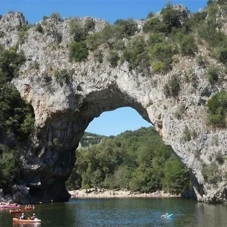 Maison Vallon-pont-d'arc, 3 Pieces, 6 Personnes - Fr-1-382-103 Hébergement de vacances *